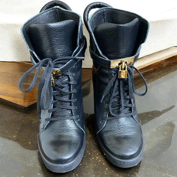 Badura Wedge Black Leather Boots - Picture 2 of 10